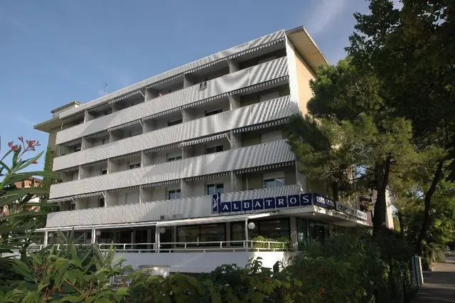 Albatros Ferienanlage - Aparthotel / Feriendorf Lo