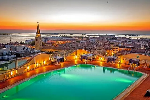 Hotel Astoria