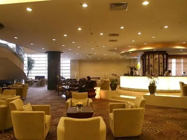 Qian'an Jinjiang Hotel