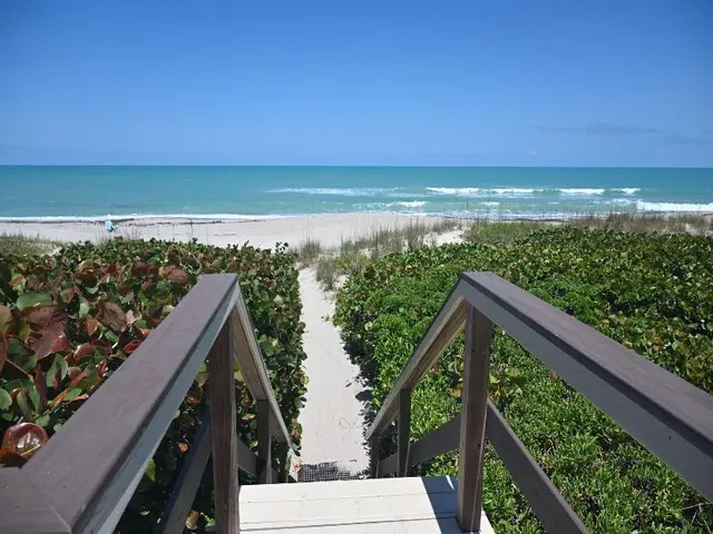Tuckaway Shores Oceanfront Resort