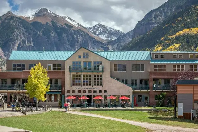 Camels Garden Hotel