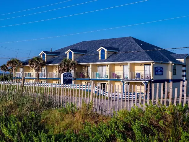 Ocean Sands Beach Inn