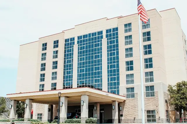 Capitol Plaza