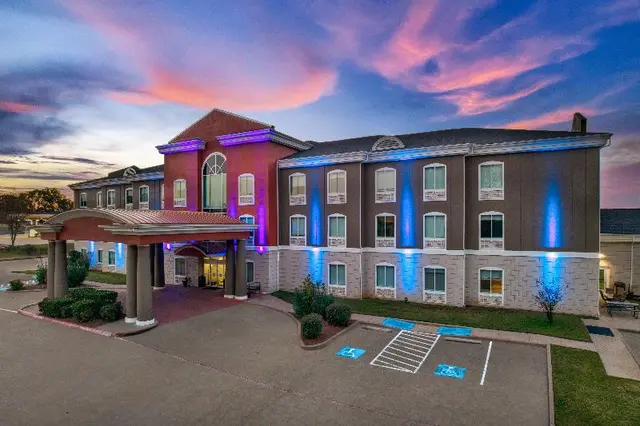 Holiday Inn Express & Suites Athens