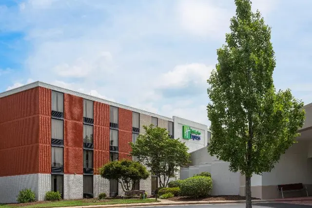 Holiday Inn Express Wilkesboro