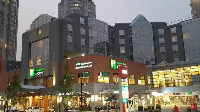 Holiday Inn Express Vancouver Metrotown (Burnaby)