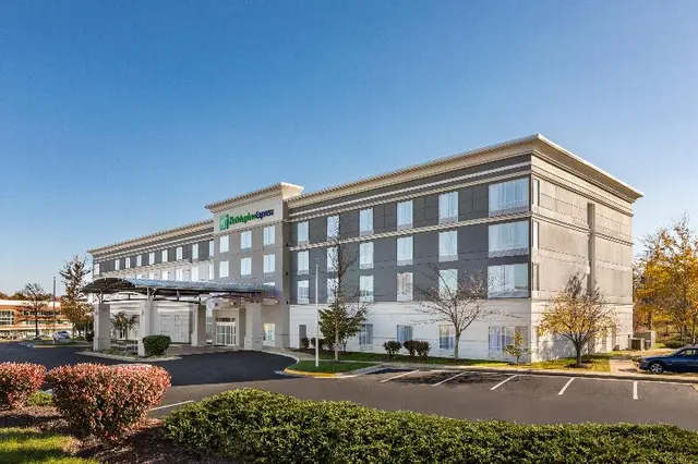 Holiday Inn Dumfries - Quantico Center