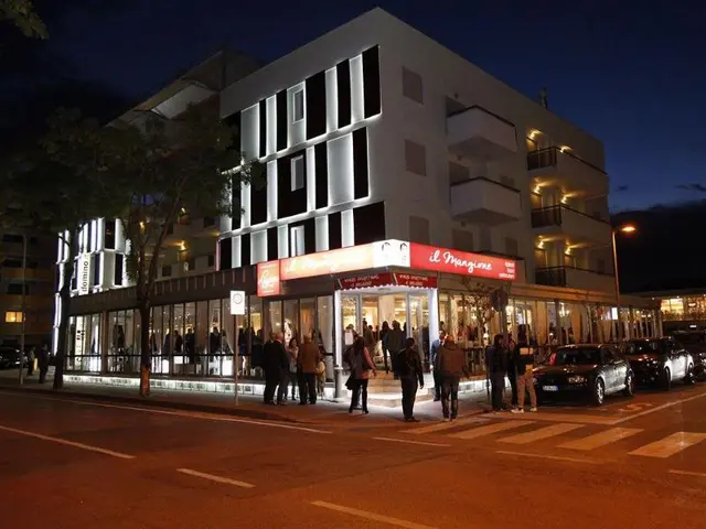 Domino Suite Hotel