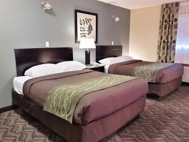 Lacombe Motor Inn