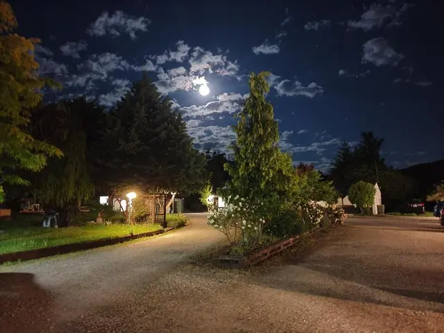 Archway Motel & Chalets