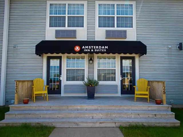 Amsterdam Inn & Suites, an Ascend Collection Hotel