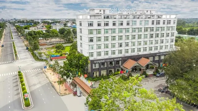 Van Phat 1 Hotel