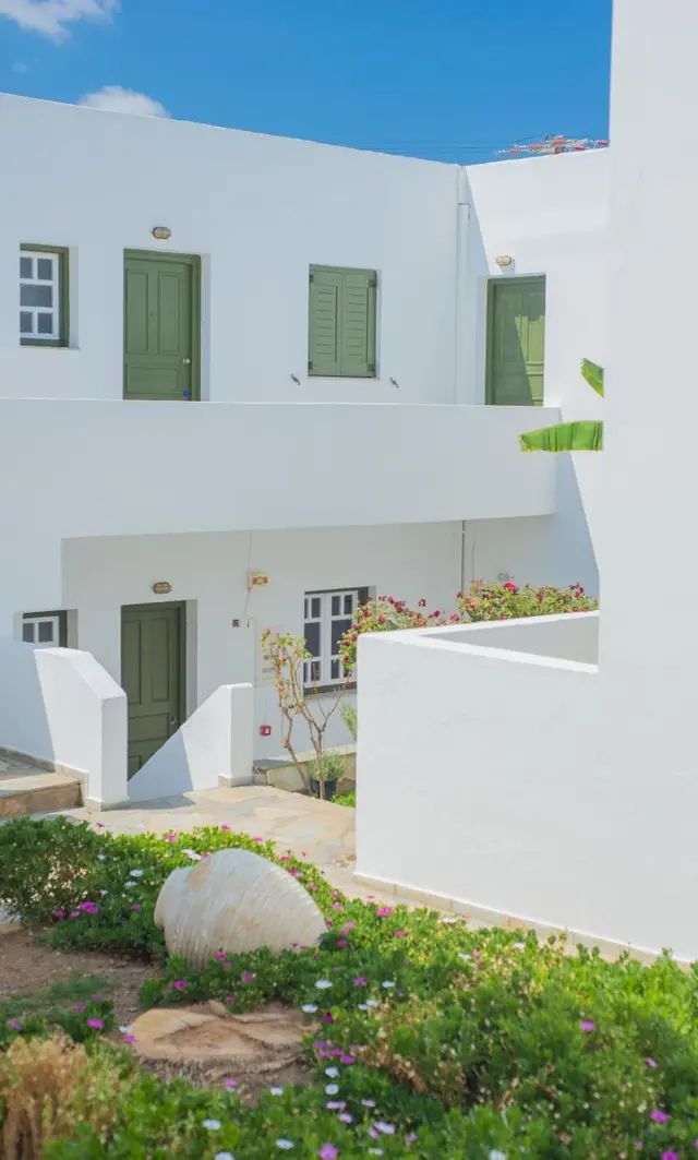 Ostria Hotel and Apartments