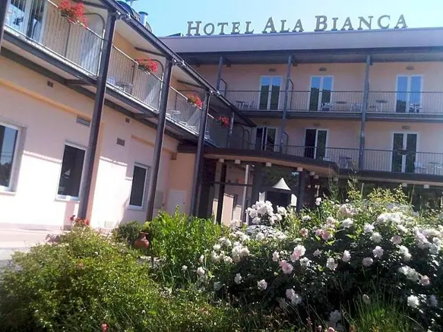 Ala Bianca