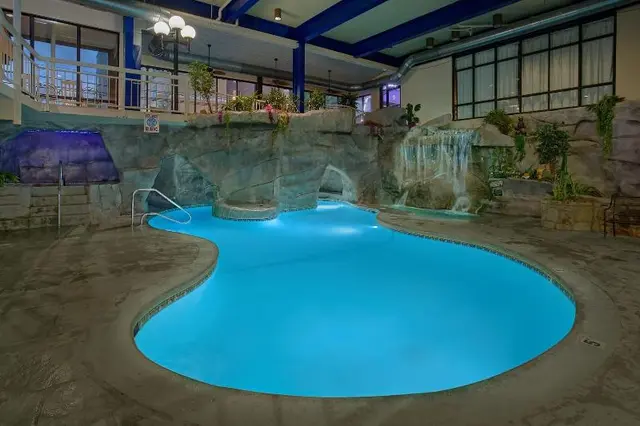 Sidney James Mountain Lodge