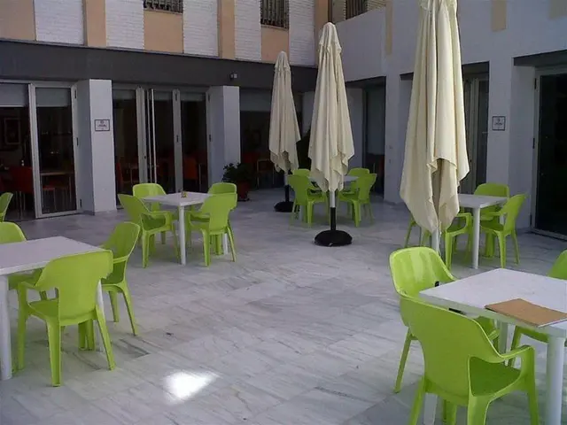 Albergue Inturjoven Granada - Hostel