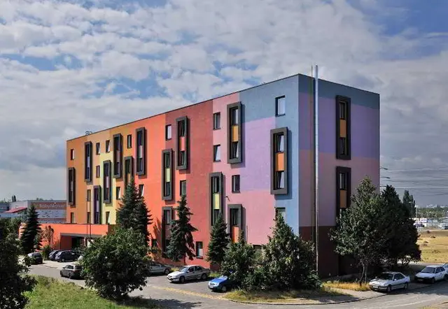 Hotel Color