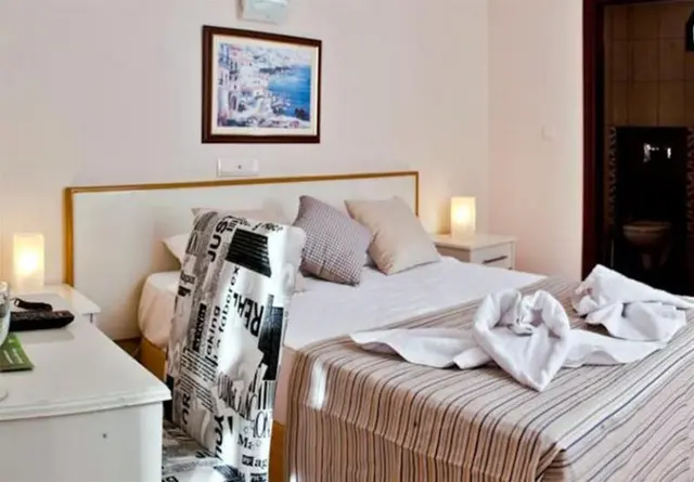 Tepe Hotel