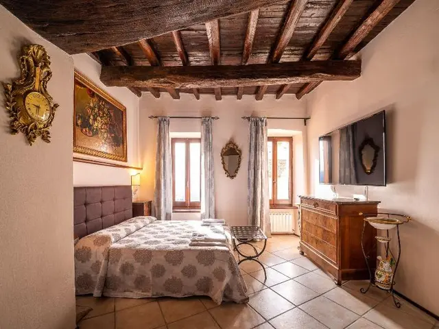 Trevi Hotel