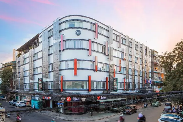 Altos Hotel