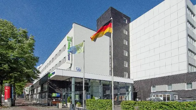 Premier Inn Hamburg City Alster