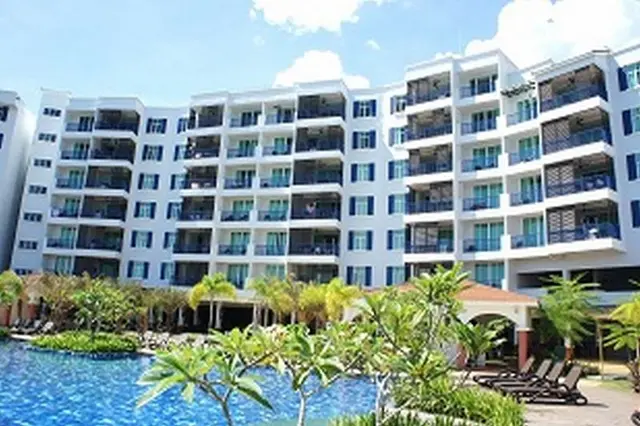 Dayang Bay Serviced Apartment & Resort