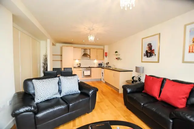 Alderman Apartments Hamilton Court