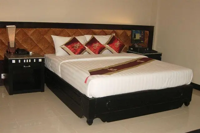Rock Royal Hotel & Spa
