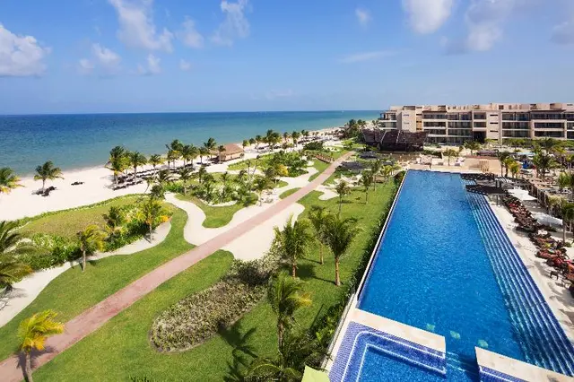 Royalton Riviera Cancun AllInclusive Resort&Casino