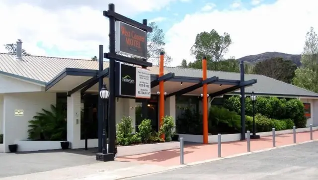 Westcoaster Motel