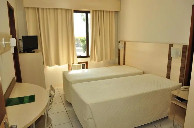 Canoas Parque Hotel