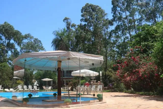 Bonsai Hotel