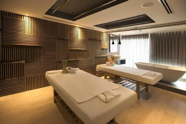 Liberty Central Saigon Citypoint Hotel
