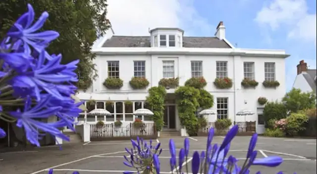 La Collinette Hotel