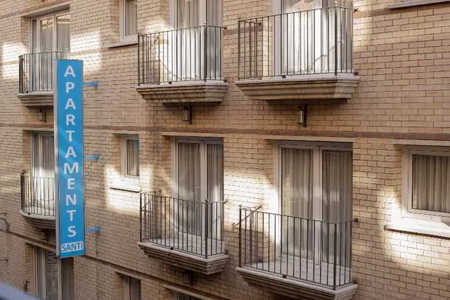 Santi Apartamentos