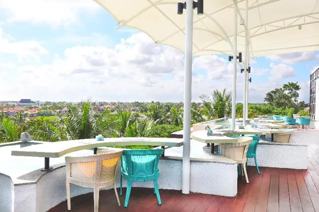 de Vins Sky Hotel Seminyak