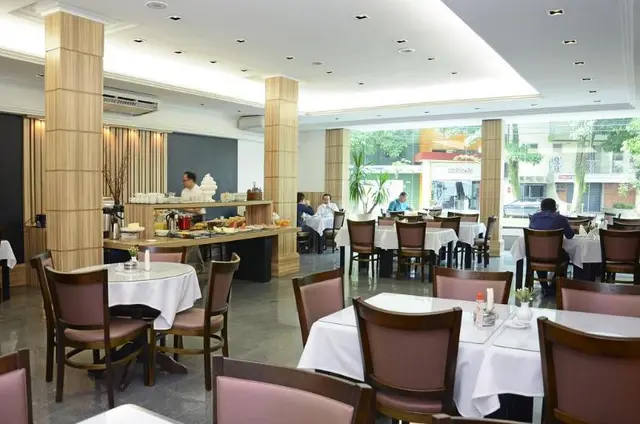 Castel Plaza Hotel