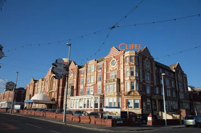 The Cliffs Hotel (Choice Hotels)