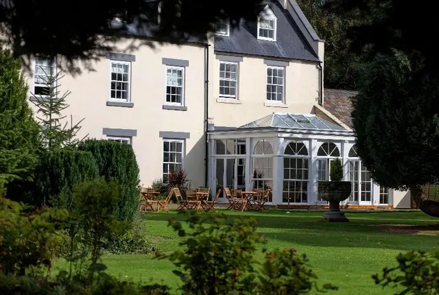 Hallgarth Manor House, Signature Collection
