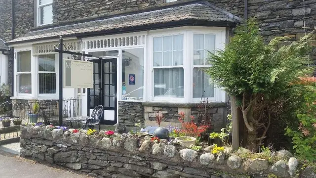 Montfort Cottage Guest House