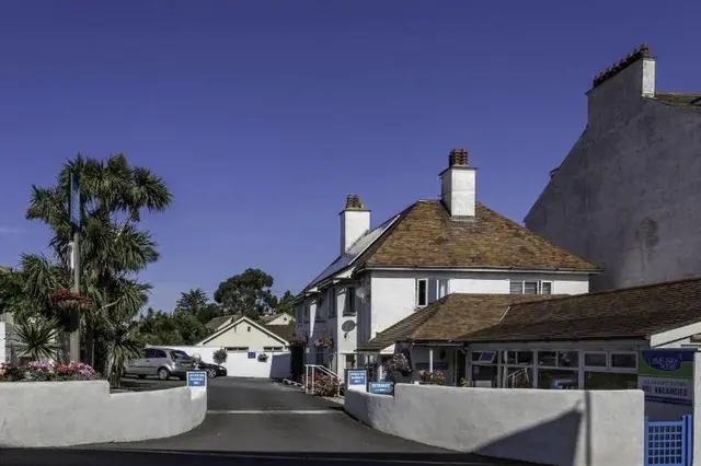 Lyme Bay House Hotel