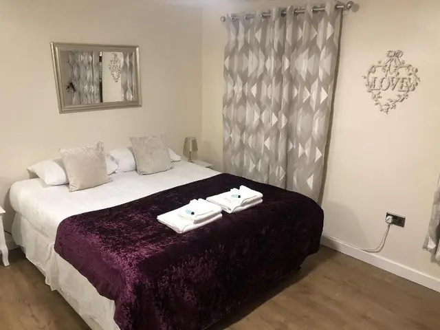 The Manor Hotel