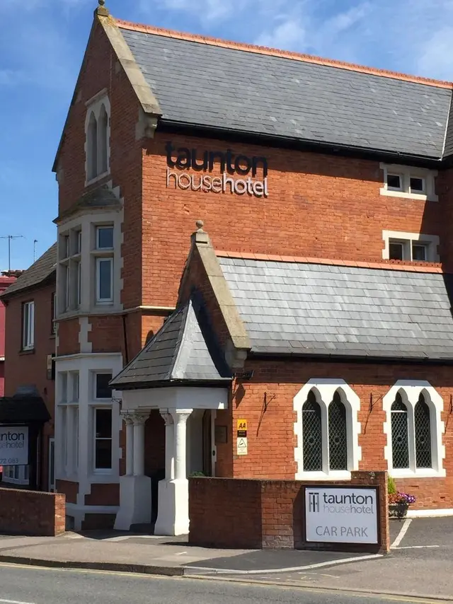 Salisbury House Hotel
