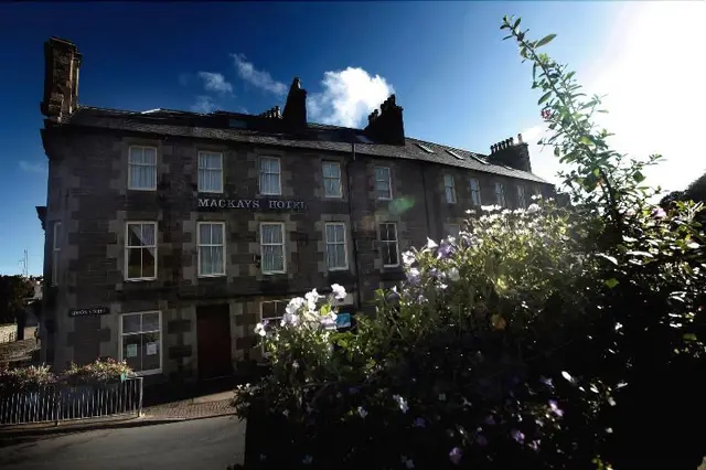 Mackays Hotel