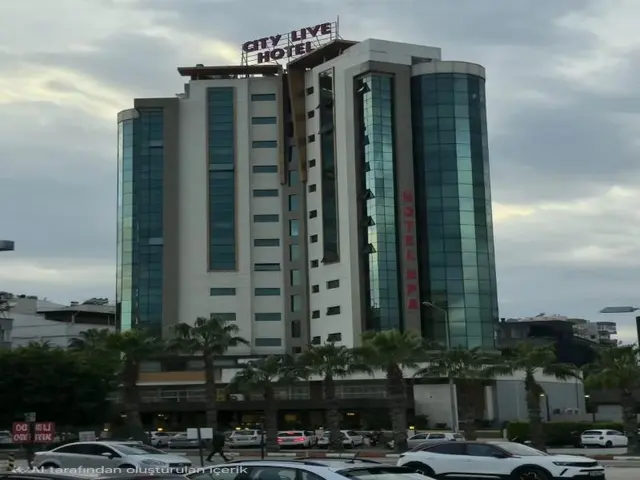 City Live Hotel