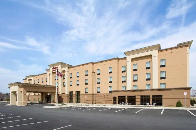 Hampton Inn & Suites York