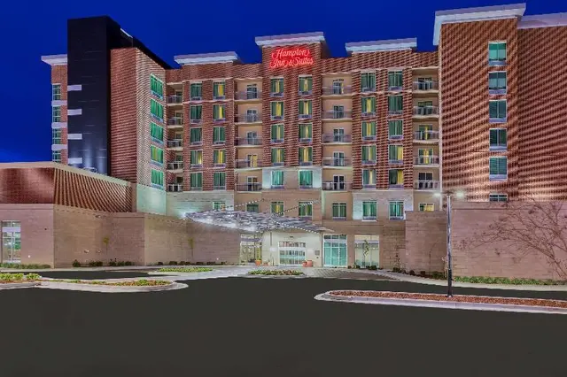 Hampton Inn & Suites Downtown Owensboro/Waterfront