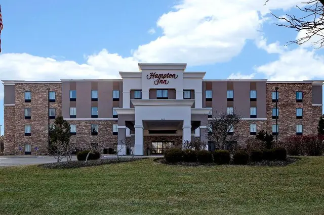 Hampton Inn-Dekalb (Near The University)
