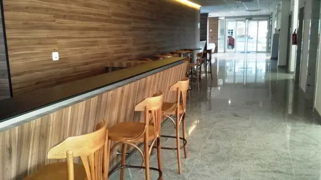 San Diego Express Barro Preto