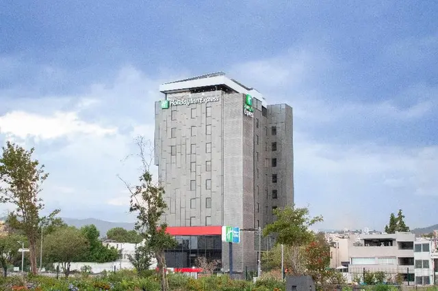 Holiday Inn Express MEXICO CITY SATELITE by IHG